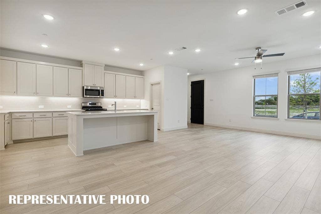 4767 Lunker Street, McKinney, TX 75071 Entertaining is a breeze in this delightful open concept floor plan! REPRESENTATIVE PHOTO