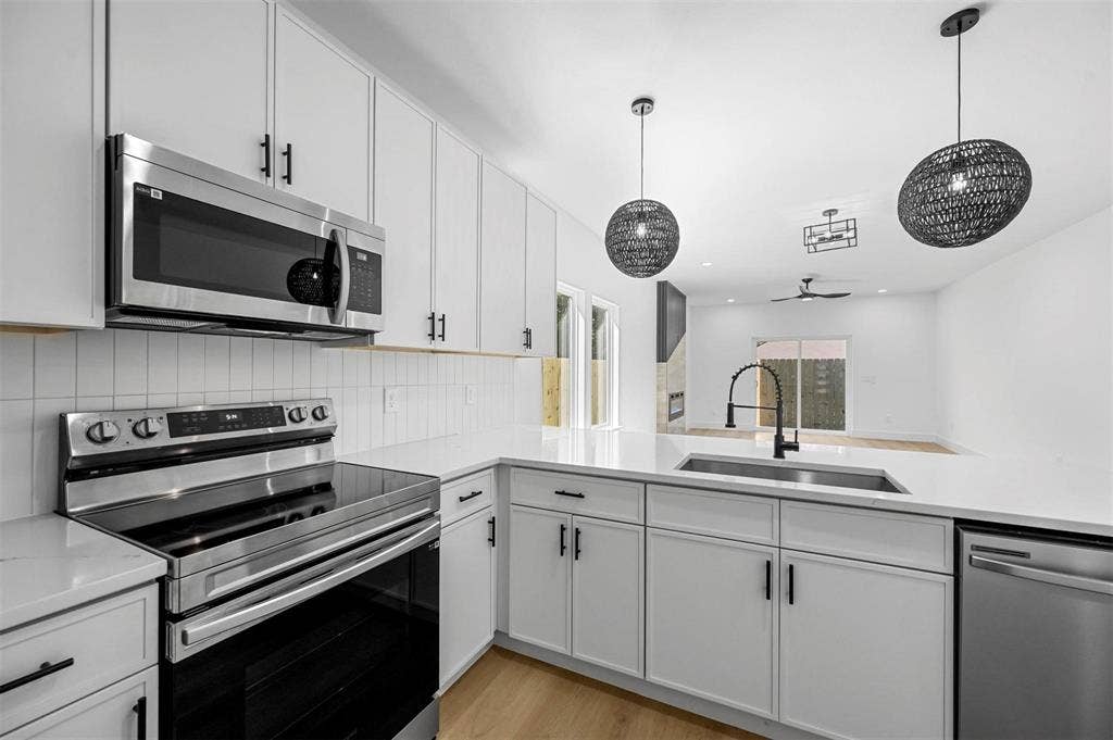 2315 Starks Avenue, Dallas, TX 75215 2315 Starks Avenue, Dallas, TX 75215