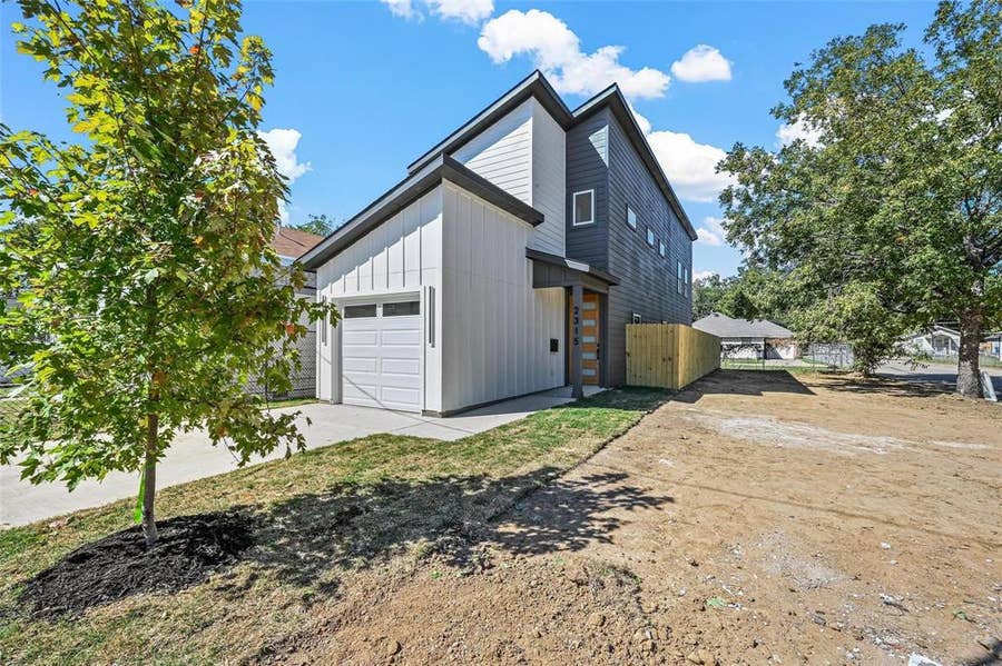 Property photo for 2315 Starks Avenue, Dallas, TX