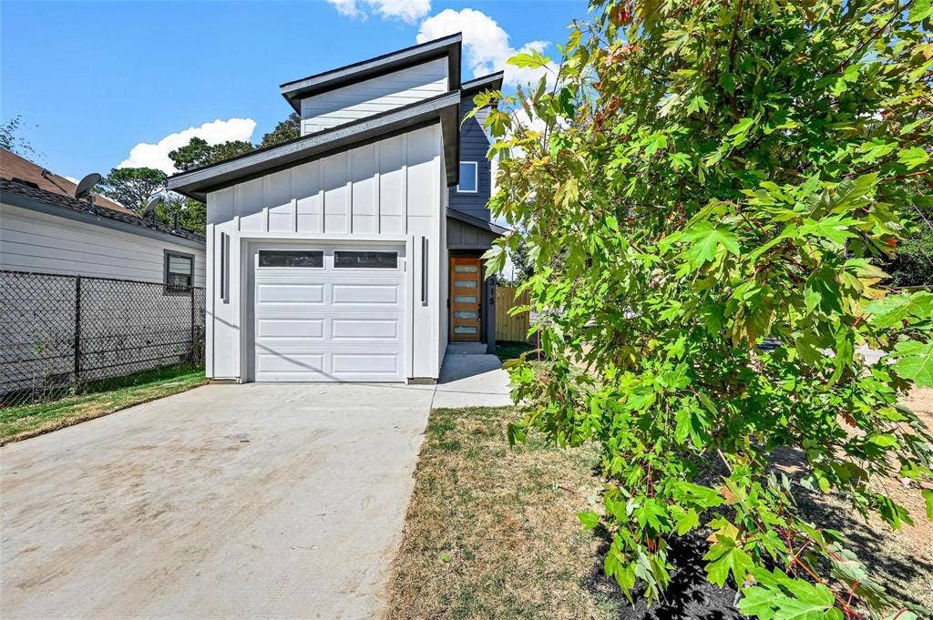 2315 Starks Avenue, Dallas, TX 75215 2315 Starks Avenue, Dallas, TX 75215
