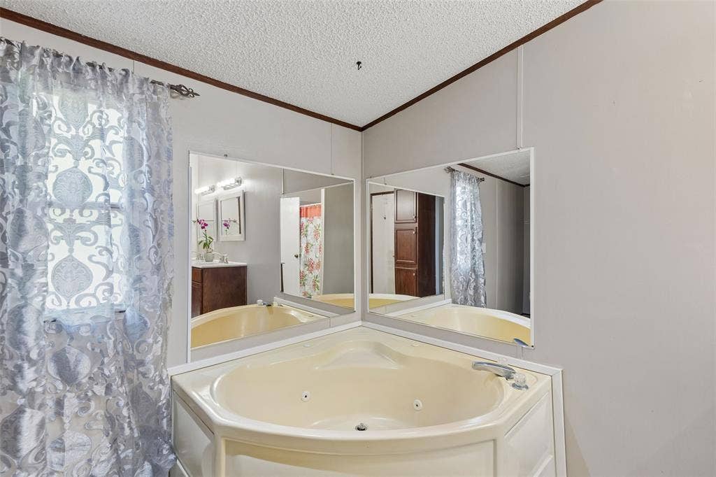 786 Santa Fe Lane, Royse City, TX 75189 Primary Ensuite Bathroom