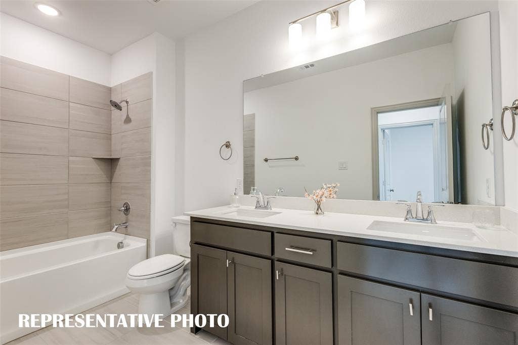 4759 Lunker Street, McKinney, TX 75071 Guests will enjoy their own space in this peaceful and relaxing guest bath. REPRESENTATIVE PHOTO.