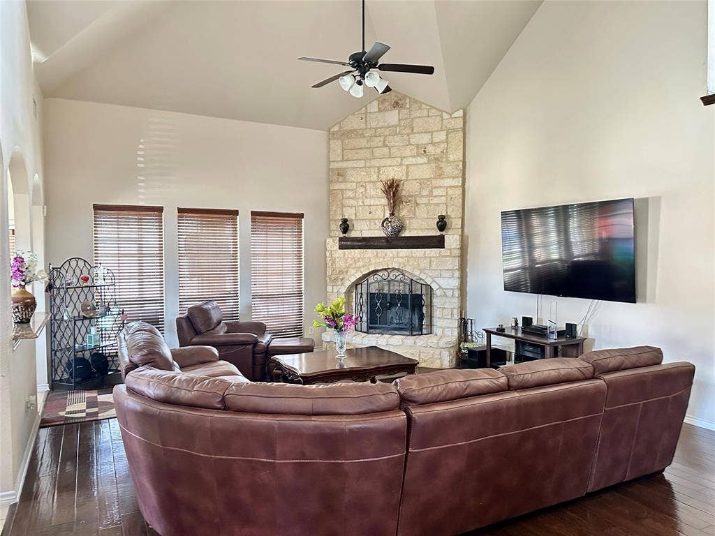 715 Clement Drive, Cedar Hill, TX 75104 715 Clement Drive, Cedar Hill, TX 75104