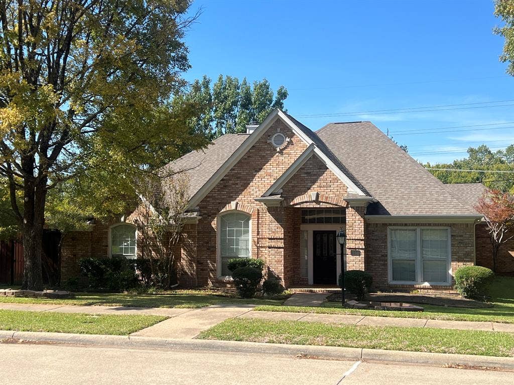 6613 Lynch Lane, Garland, TX 75044 Welcome to 6613 Lynch Lane!