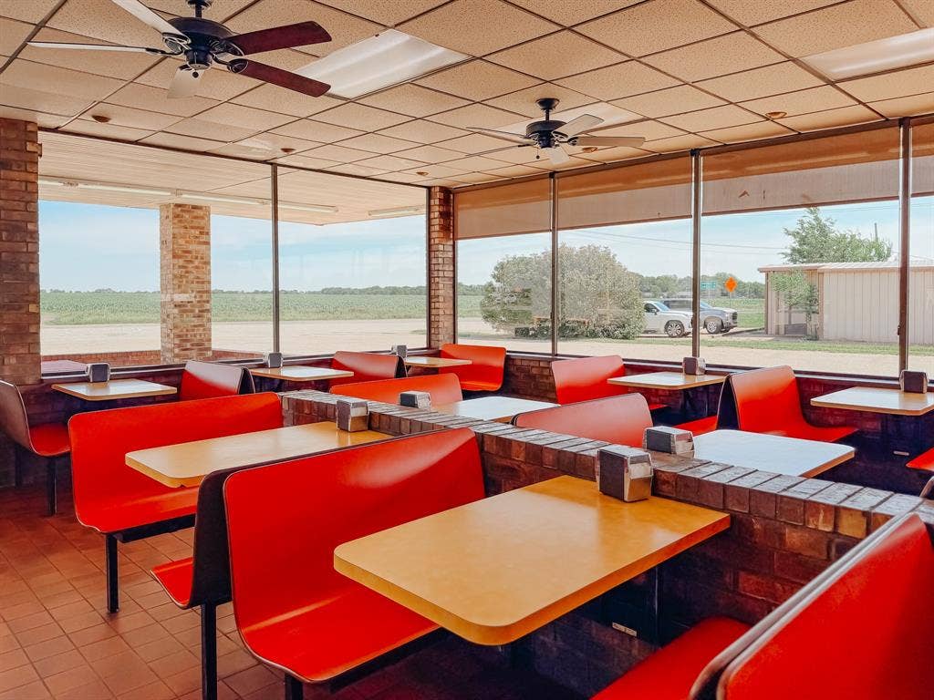 200 St Hwy 31, Trinidad, TX 75758