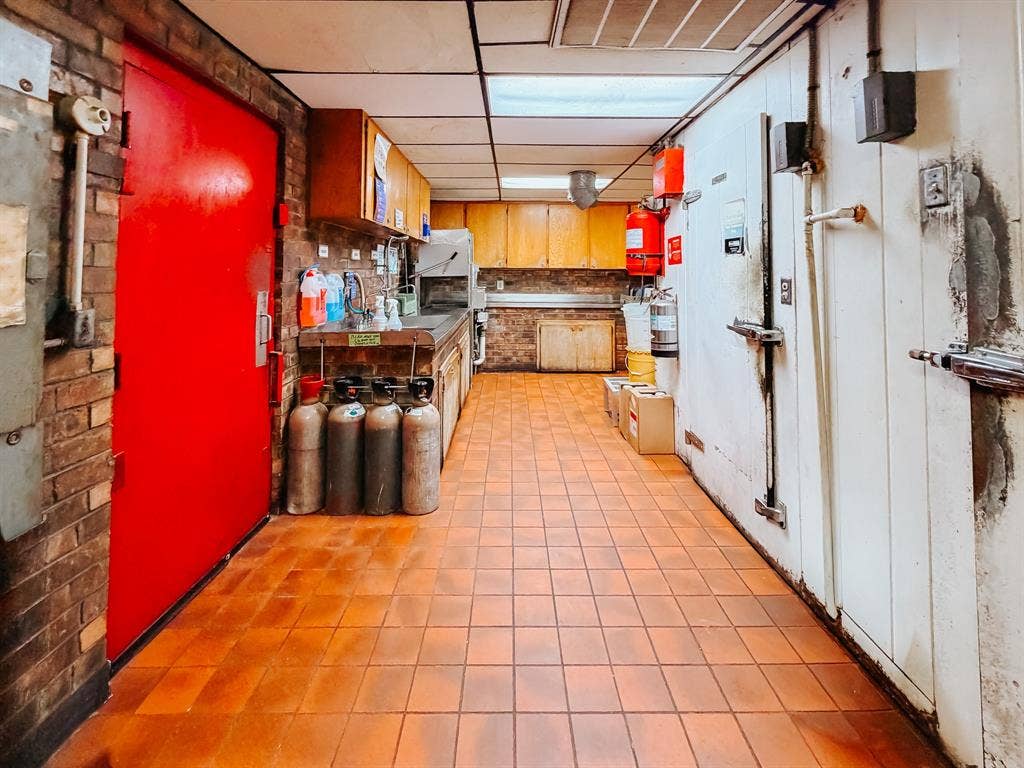 200 St Hwy 31, Trinidad, TX 75758