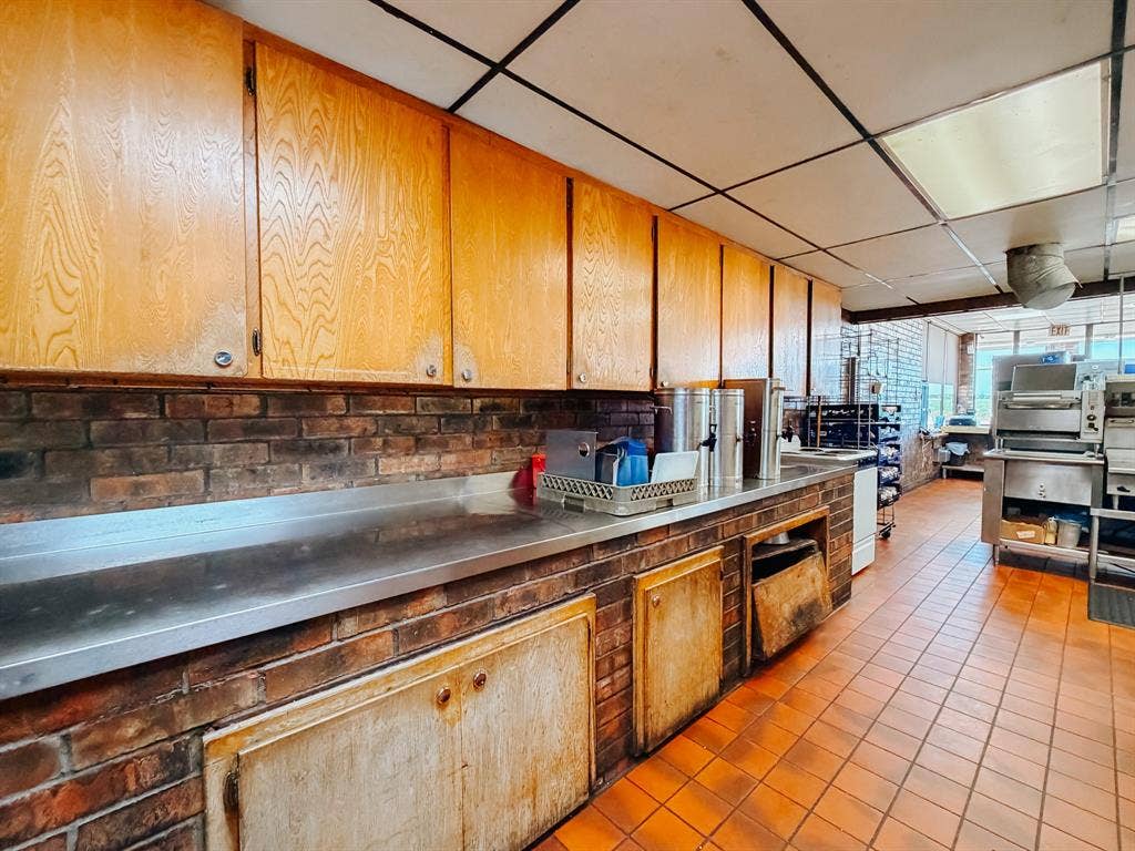 200 St Hwy 31, Trinidad, TX 75758