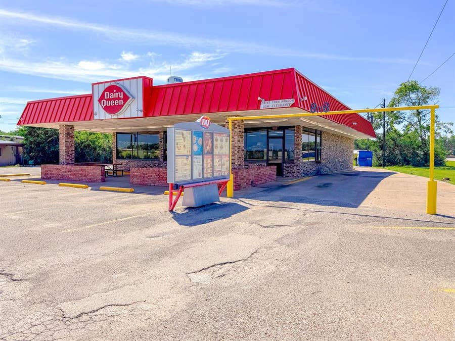 Property photo for 200 St Hwy 31, Trinidad, TX