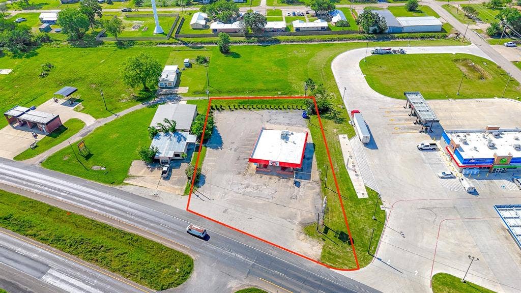 200 St Hwy 31, Trinidad, TX 75758