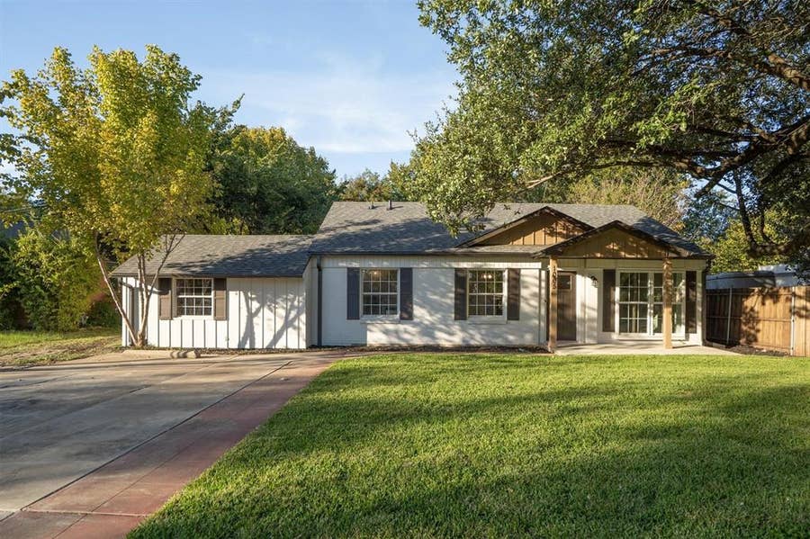 Property photo for 1005 Sierra Drive, Denton, TX