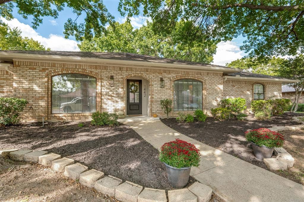 1442 Marlene Place, DeSoto, TX 75115 1442 Marlene Place, DeSoto, TX 75115