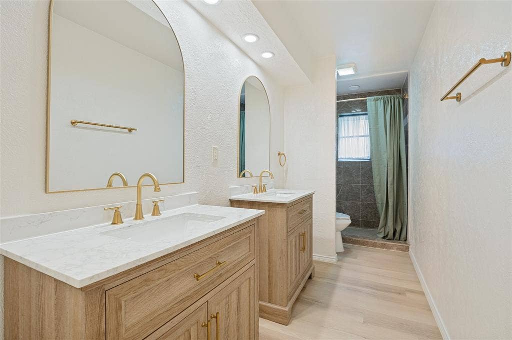1442 Marlene Place, DeSoto, TX 75115 1442 Marlene Place, DeSoto, TX 75115