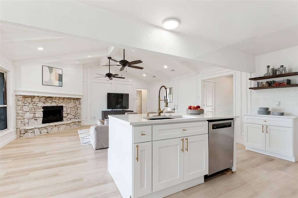 1442 Marlene Place, DeSoto, TX 75115 1442 Marlene Place, DeSoto, TX 75115