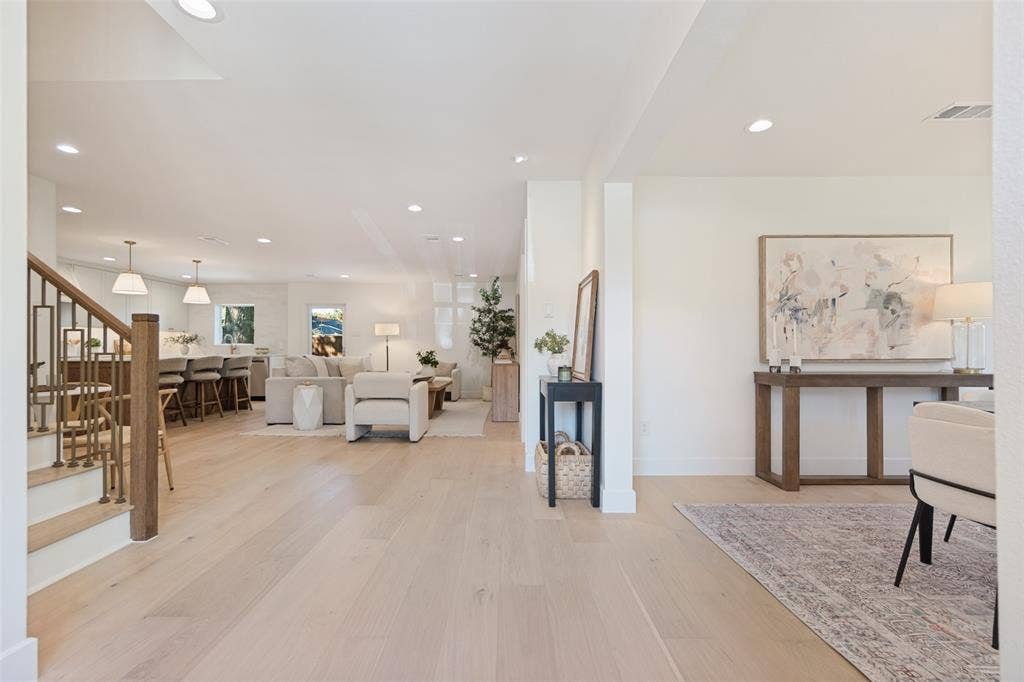10649 Longmeadow Drive, Dallas, TX 75238
