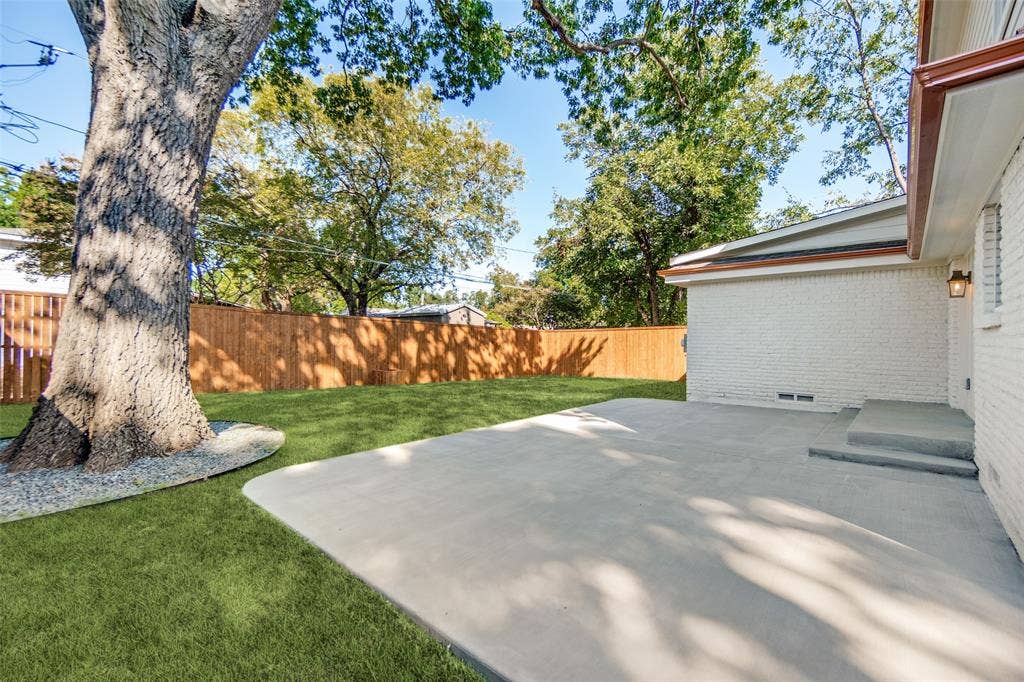 10649 Longmeadow Drive, Dallas, TX 75238