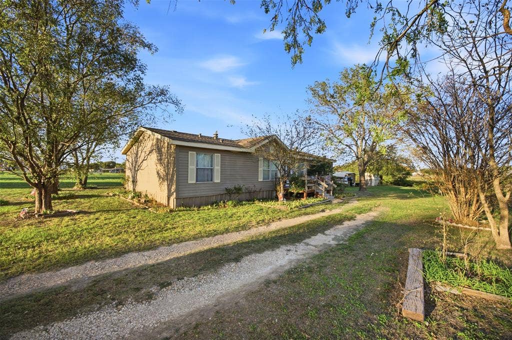 103 Ellis Street, Bardwell, TX 75101 103 Ellis Street, Bardwell, TX 75101