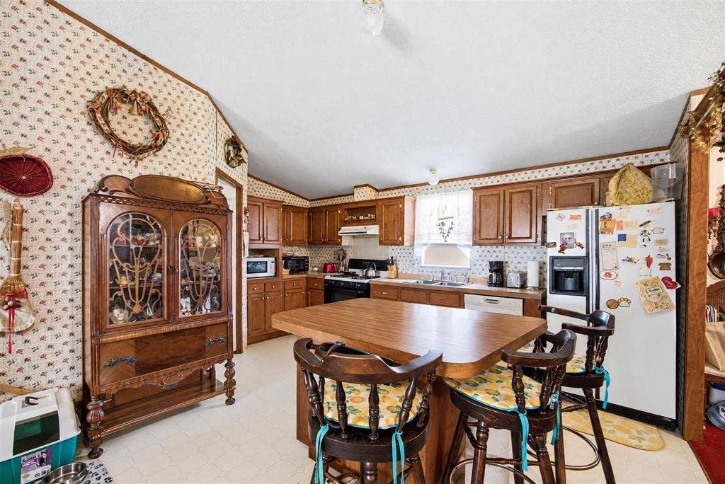 103 Ellis Street, Bardwell, TX 75101 103 Ellis Street, Bardwell, TX 75101