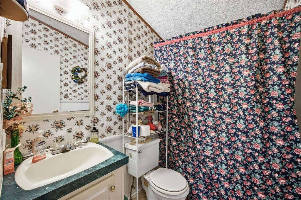 103 Ellis Street, Bardwell, TX 75101 103 Ellis Street, Bardwell, TX 75101
