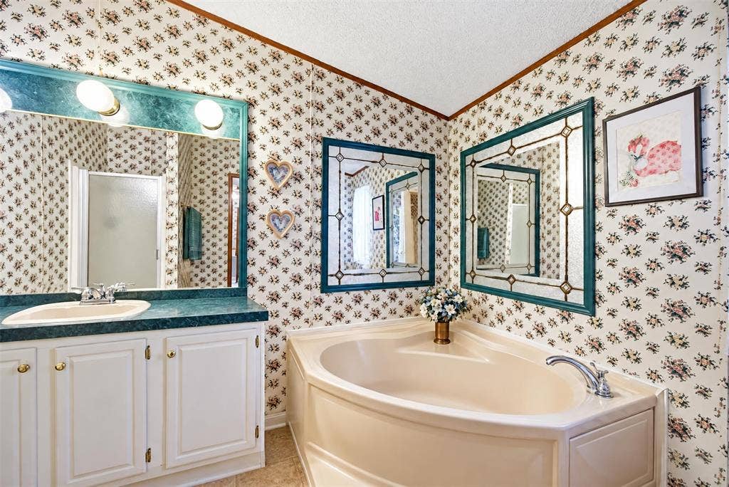 103 Ellis Street, Bardwell, TX 75101 103 Ellis Street, Bardwell, TX 75101