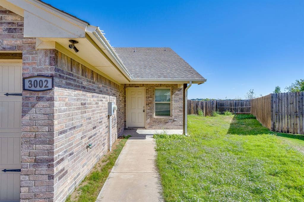 3002 Weave Court, Granbury, TX 76049 3002 Weave Court, Granbury, TX 76049