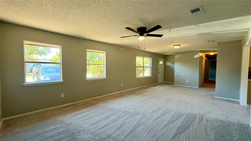 852 Beverly Drive, Terrell, TX 75160 852 Beverly Drive, Terrell, TX 75160