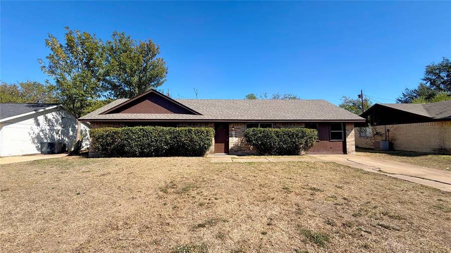Property photo for 852 Beverly Drive, Terrell, TX