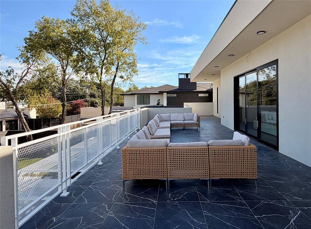 5807 Northaven Road, Dallas, TX 75230 5807 Northaven Road, Dallas, TX 75230