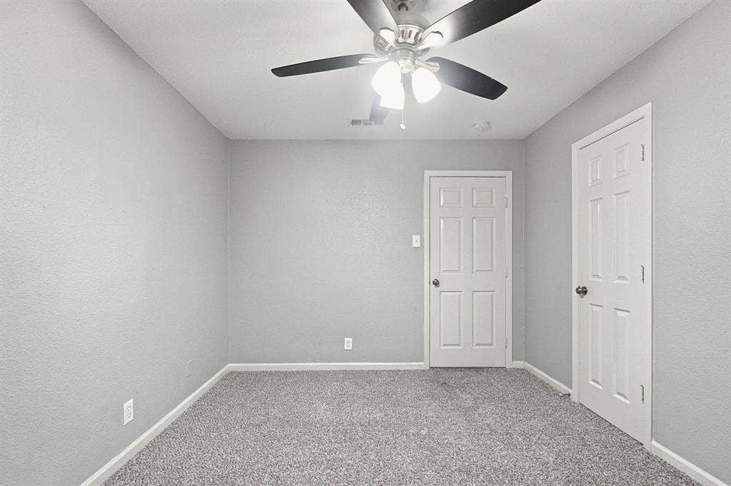 2502 Costa Mesa Drive, Dallas, TX 75228