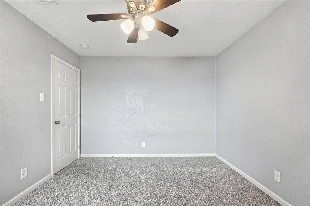 2502 Costa Mesa Drive, Dallas, TX 75228