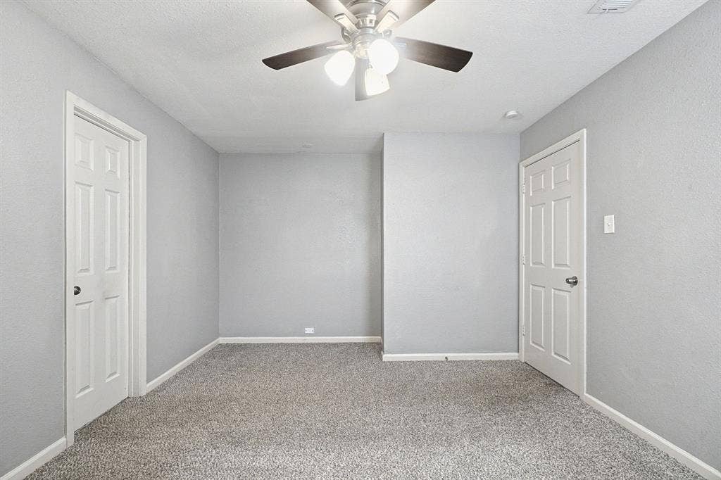 2502 Costa Mesa Drive, Dallas, TX 75228