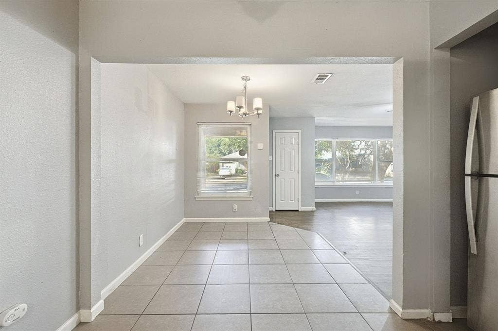 2502 Costa Mesa Drive, Dallas, TX 75228