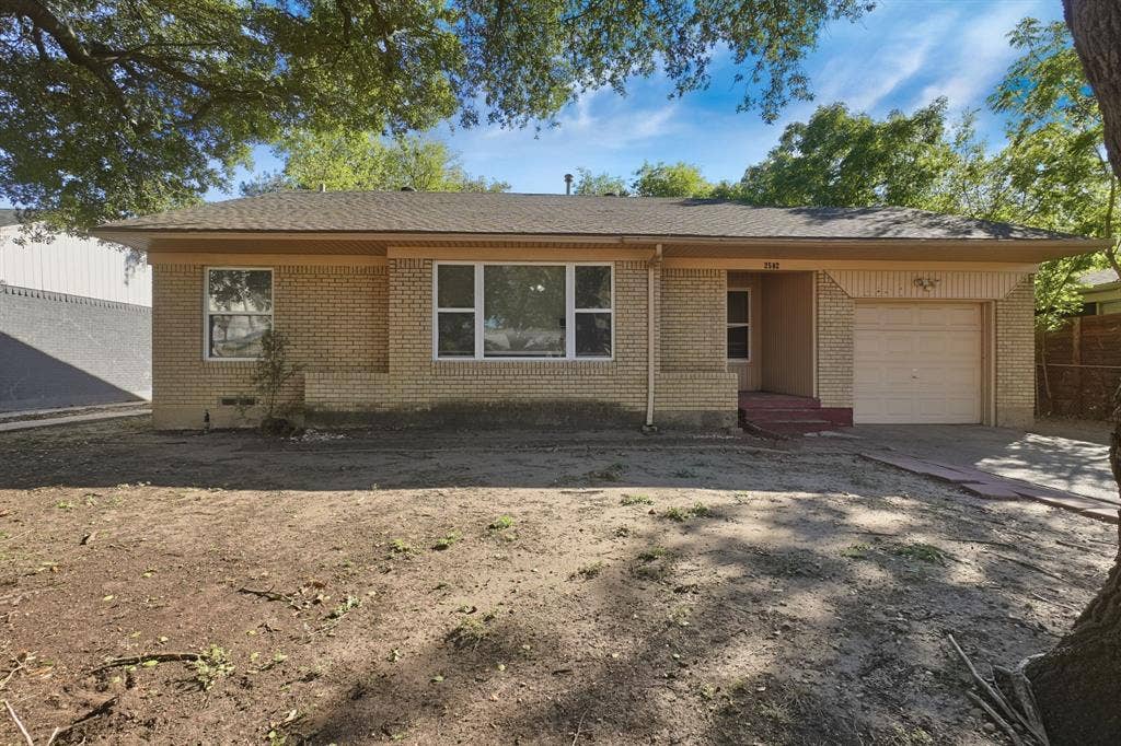 2502 Costa Mesa Drive, Dallas, TX 75228