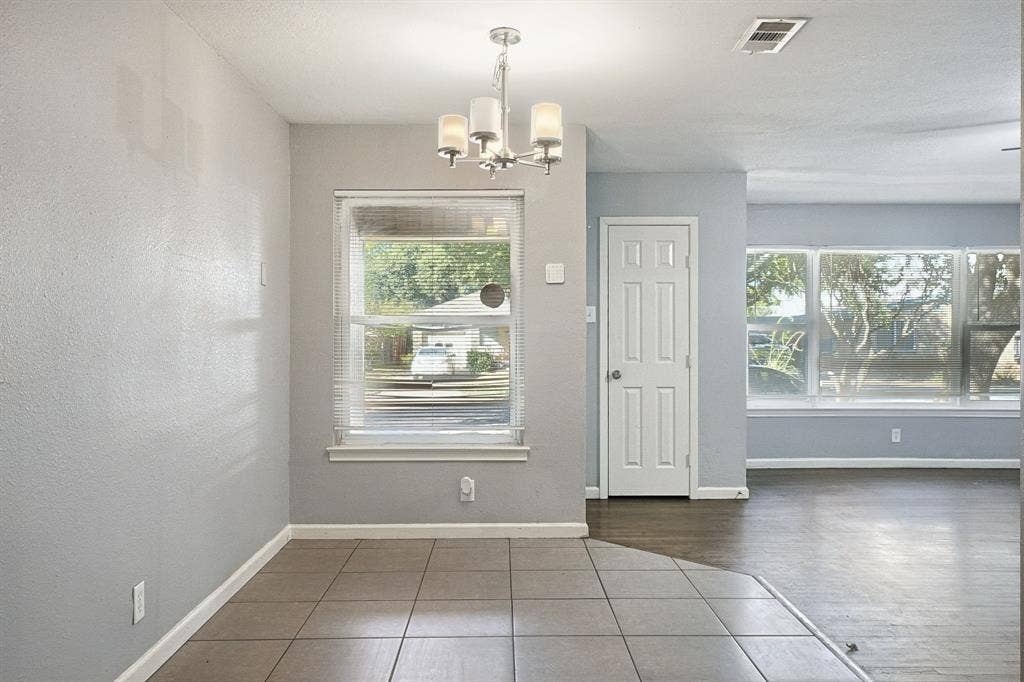2502 Costa Mesa Drive, Dallas, TX 75228
