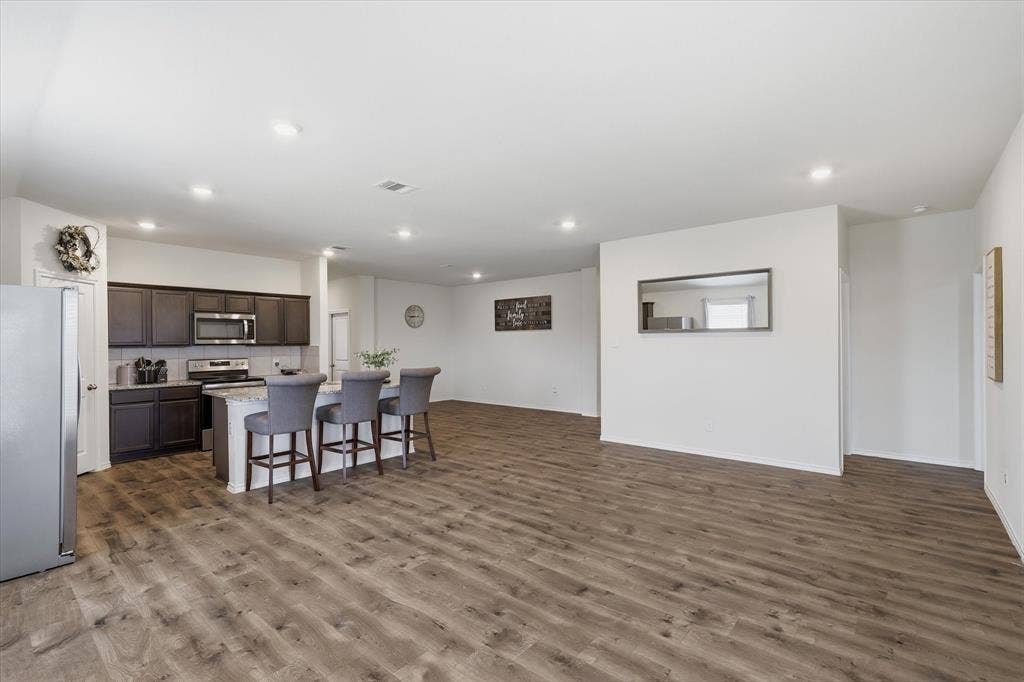 2267 Vance Drive, Forney, TX 75126 2267 Vance Drive, Forney, TX 75126