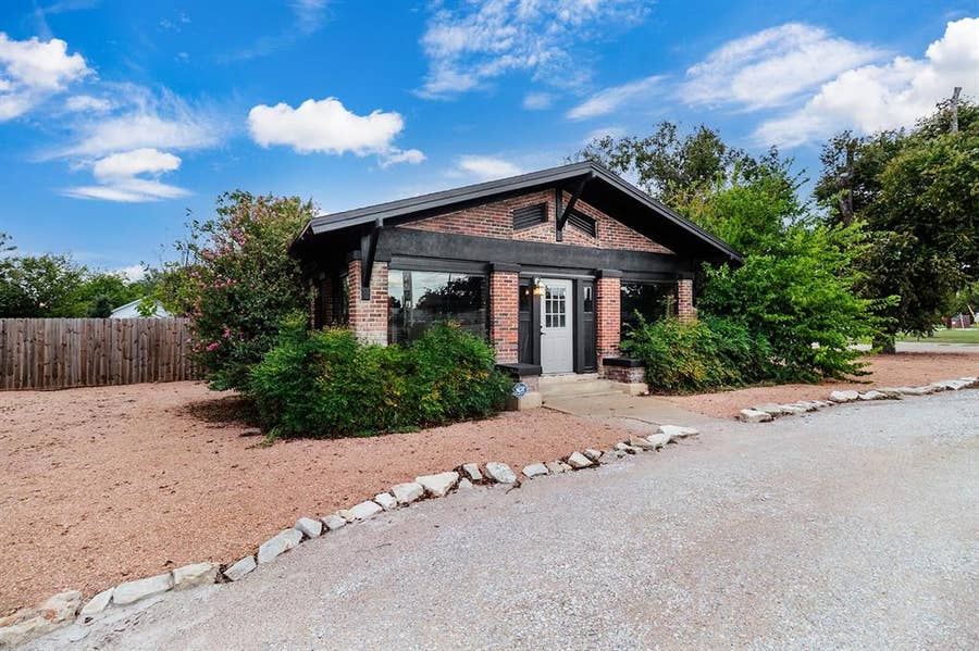 Property photo for 617 N Bridge Street, Brady, TX