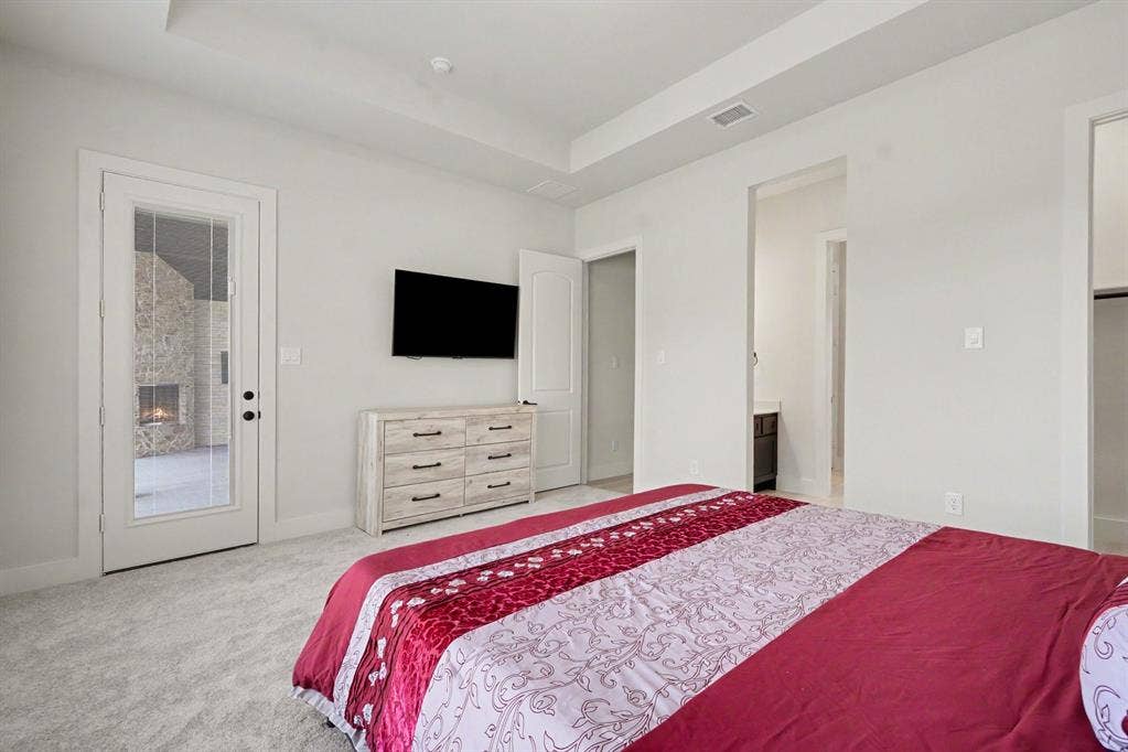 1135 Willow Lake Drive, DeSoto, TX 75115 1135 Willow Lake Drive, DeSoto, TX 75115