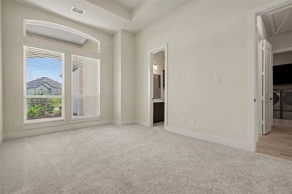 1135 Willow Lake Drive, DeSoto, TX 75115 1135 Willow Lake Drive, DeSoto, TX 75115