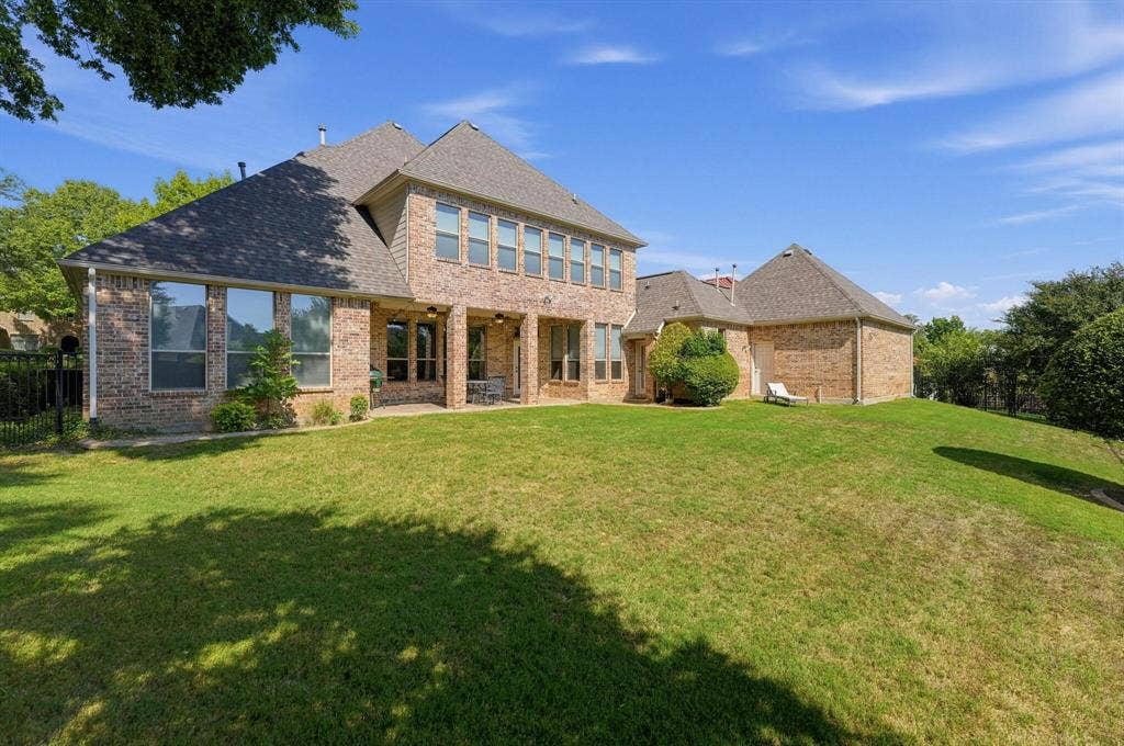 210 Black Walnut Drive, Garland, TX 75044 210 Black Walnut Drive, Garland, TX 75044
