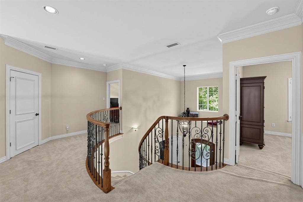 210 Black Walnut Drive, Garland, TX 75044 210 Black Walnut Drive, Garland, TX 75044