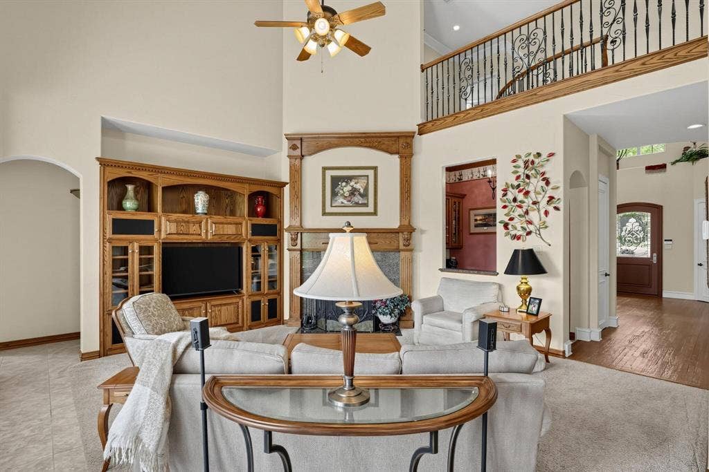 210 Black Walnut Drive, Garland, TX 75044 210 Black Walnut Drive, Garland, TX 75044