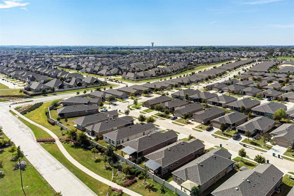 9116 Water Willow Way, McKinney, TX 75071 9116 Water Willow Way, McKinney, TX 75071