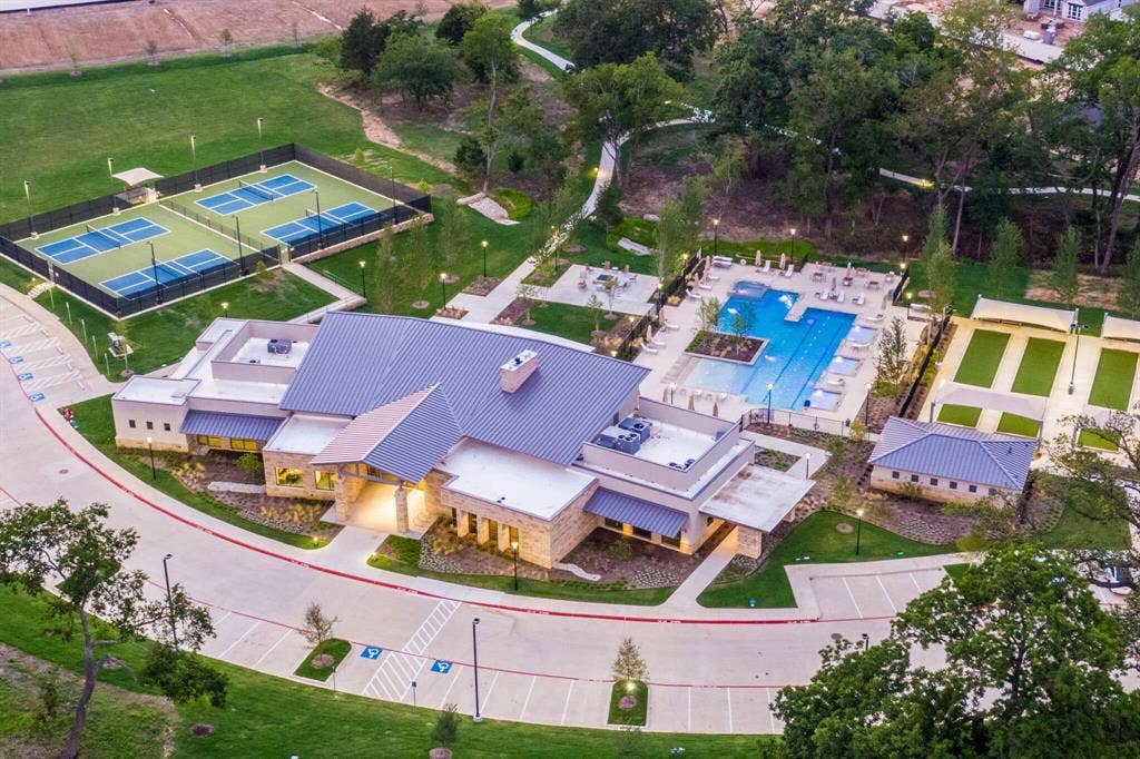 9116 Water Willow Way, McKinney, TX 75071 9116 Water Willow Way, McKinney, TX 75071