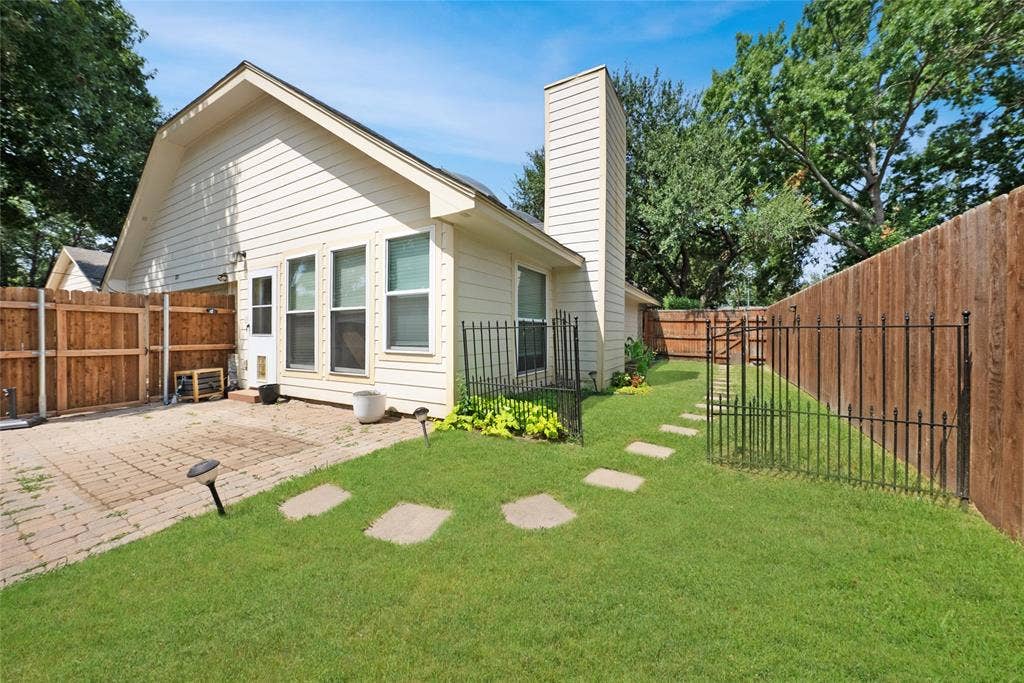 222 Gwendola Drive, McKinney, TX 75071 222 Gwendola Drive, McKinney, TX 75071