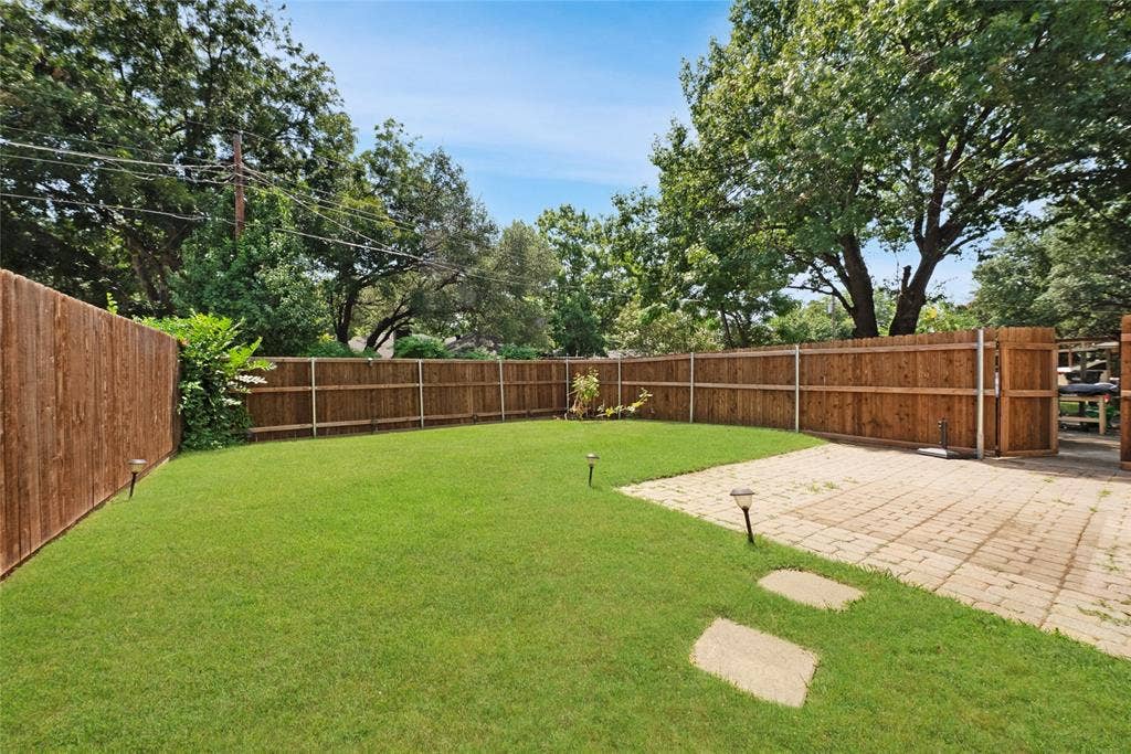 222 Gwendola Drive, McKinney, TX 75071 222 Gwendola Drive, McKinney, TX 75071