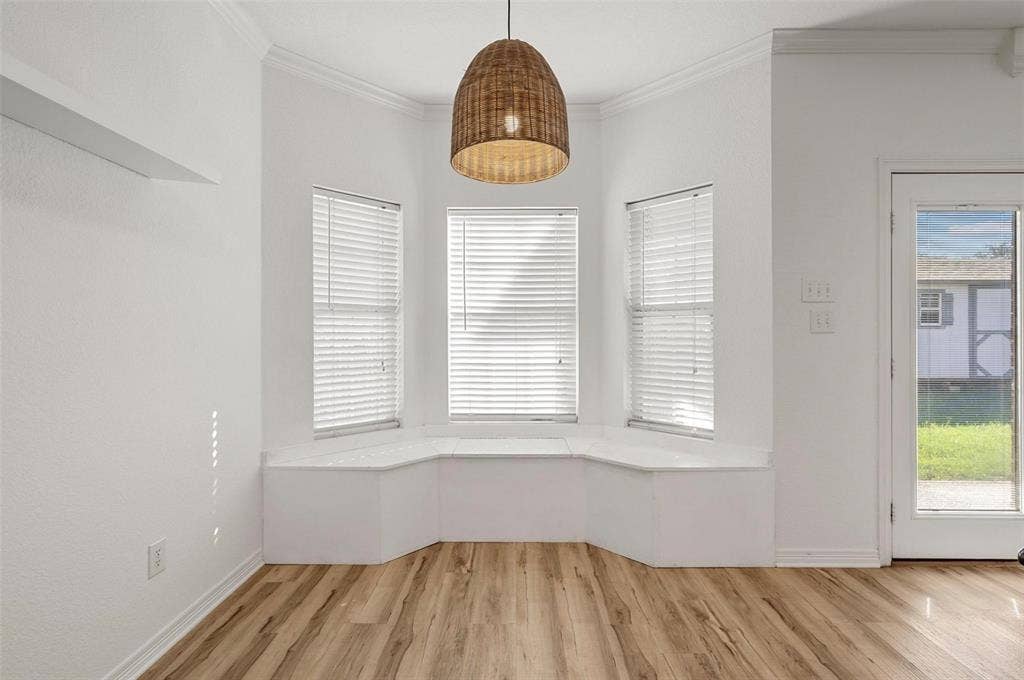 10100 Seville Court, Waco, TX 76708 10100 Seville Court, Waco, TX 76708