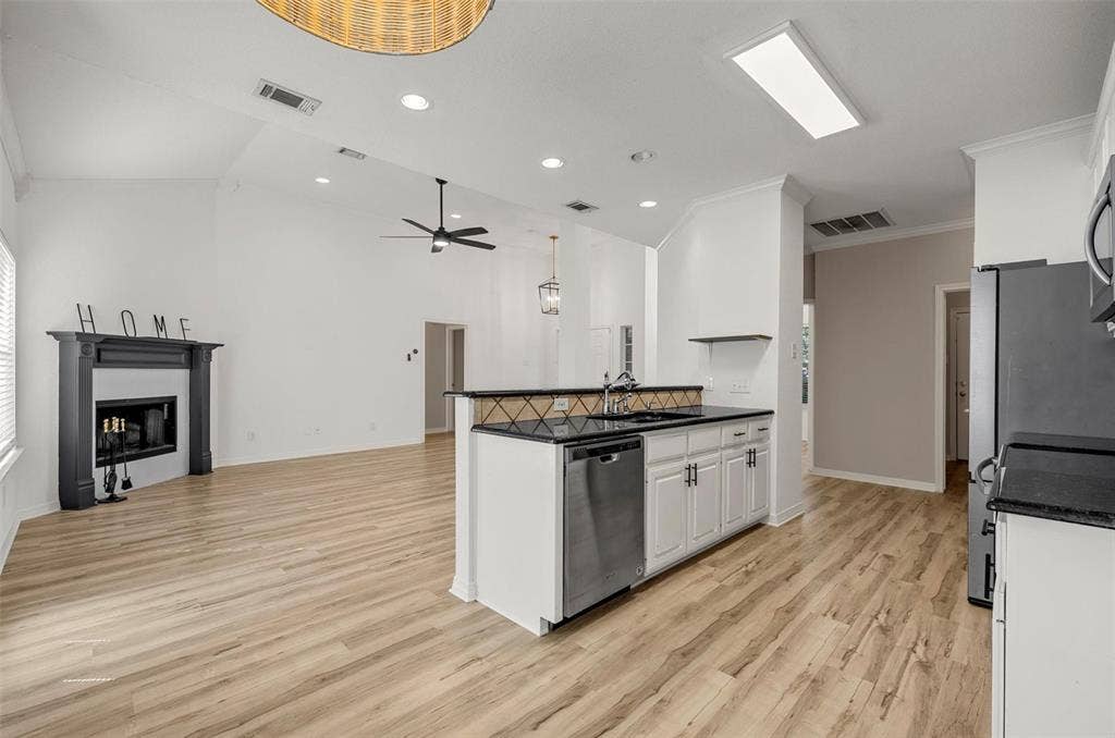 10100 Seville Court, Waco, TX 76708 10100 Seville Court, Waco, TX 76708