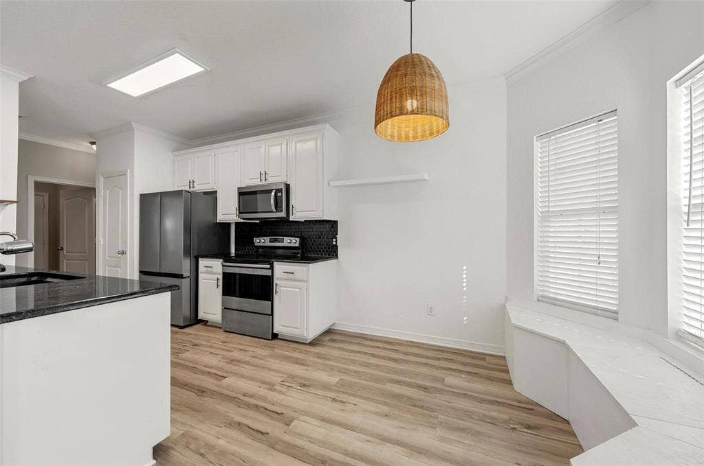10100 Seville Court, Waco, TX 76708 10100 Seville Court, Waco, TX 76708
