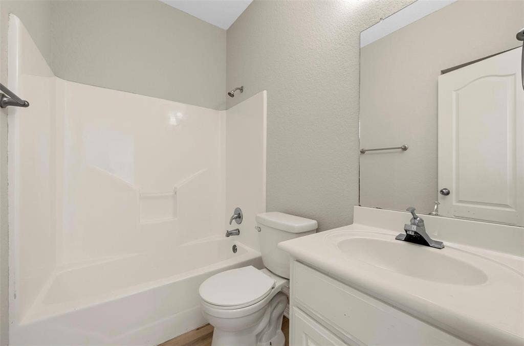 10100 Seville Court, Waco, TX 76708 10100 Seville Court, Waco, TX 76708