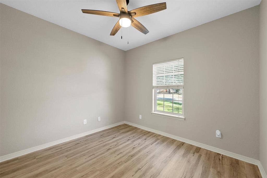 10100 Seville Court, Waco, TX 76708 10100 Seville Court, Waco, TX 76708