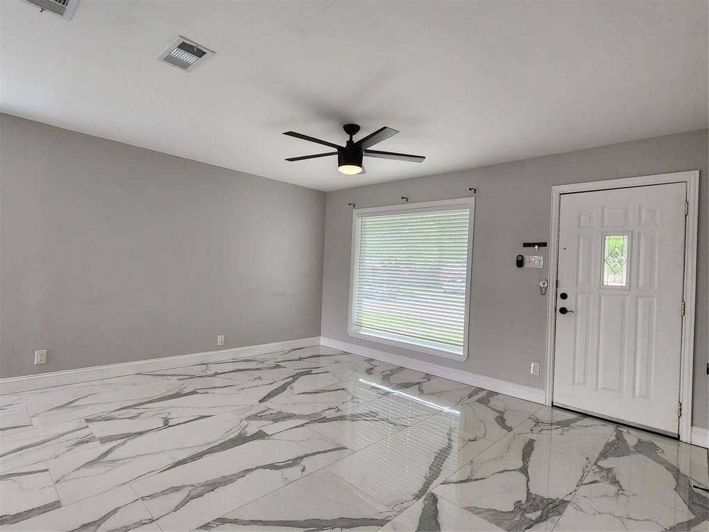 1212 Ridgeview Street, Mesquite, TX 75149 1212 Ridgeview Street, Mesquite, TX 75149